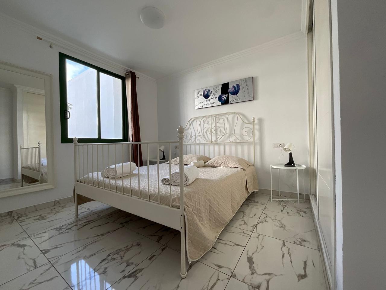 Piso en alquiler en Arona de 104 m2