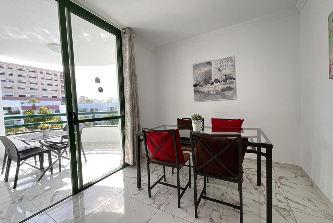 Piso en alquiler en Arona de 104 m2