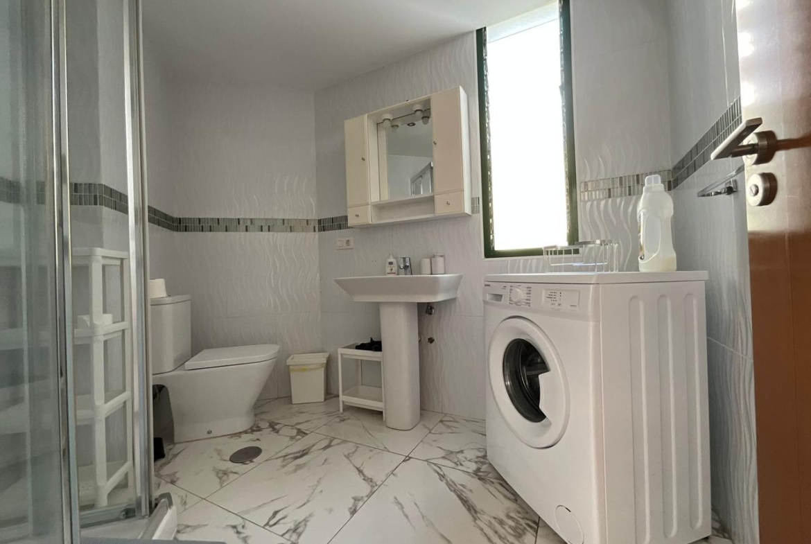 Piso en alquiler en Arona de 104 m2