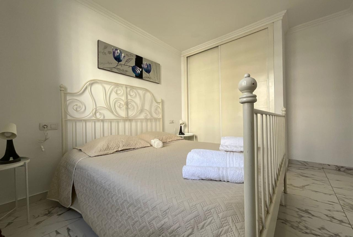 Piso en alquiler en Arona de 104 m2