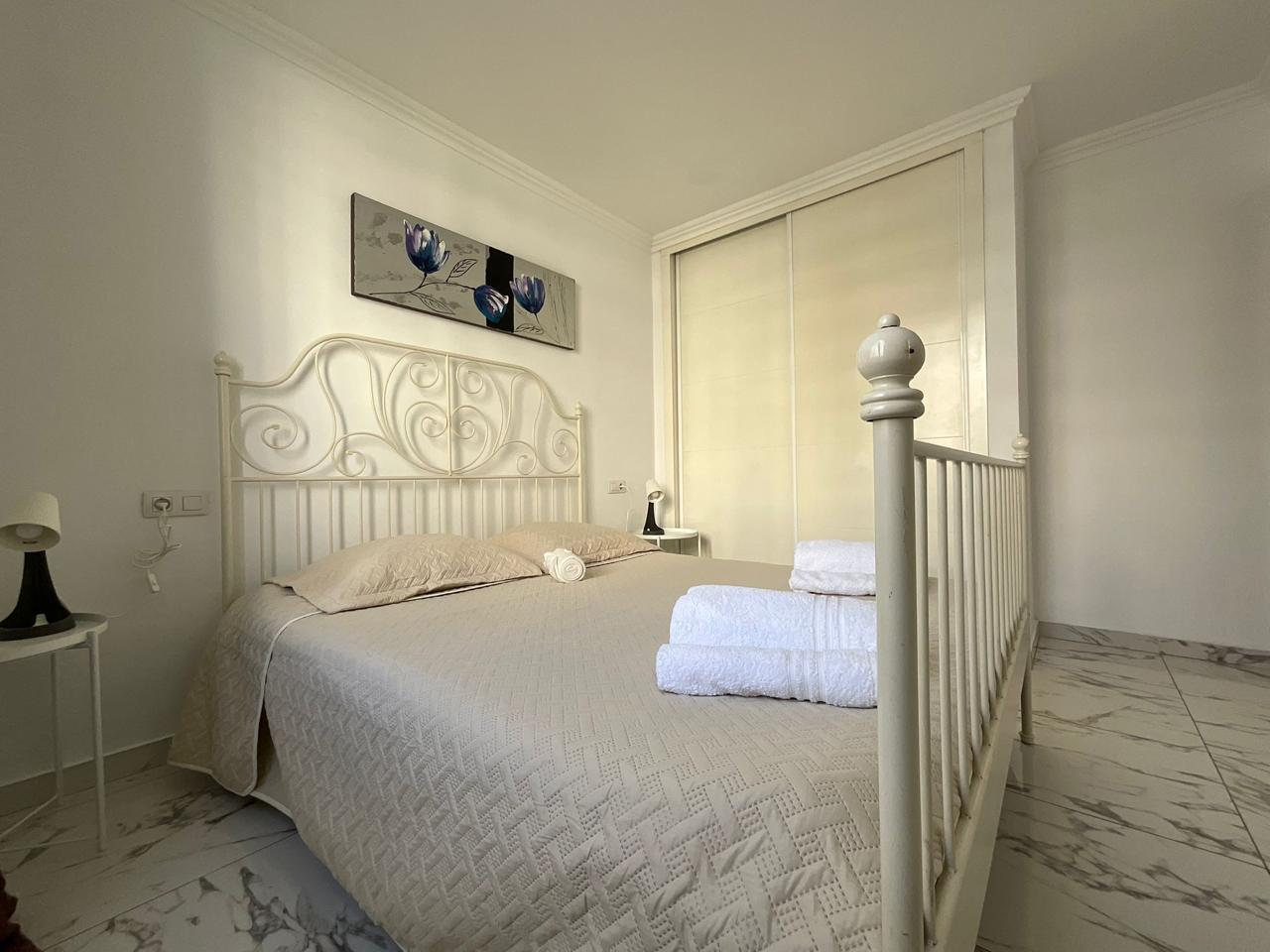 Piso en alquiler en Arona de 104 m2
