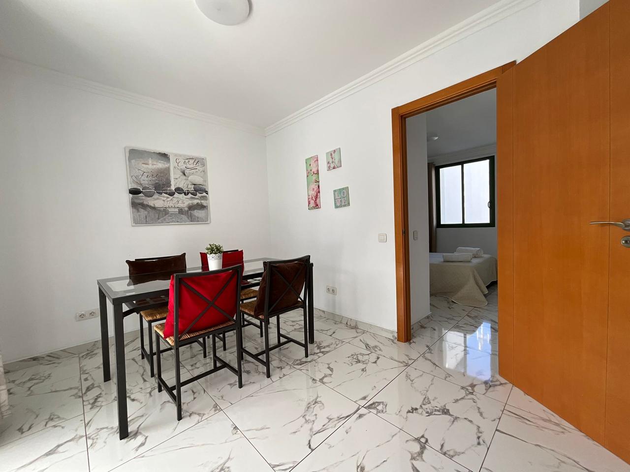 Piso en alquiler en Arona de 104 m2