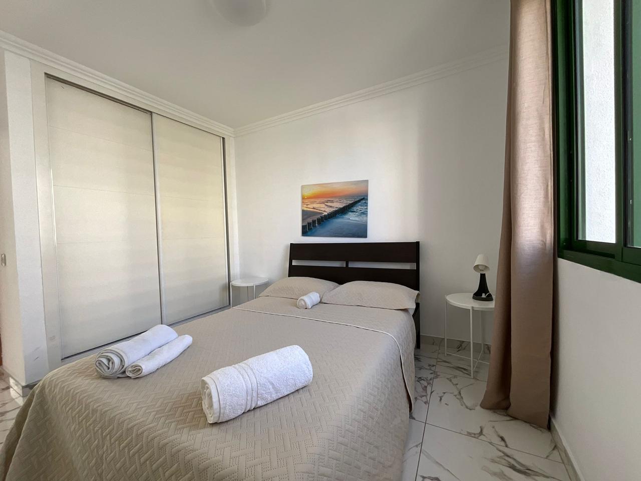 Piso en alquiler en Arona de 104 m2