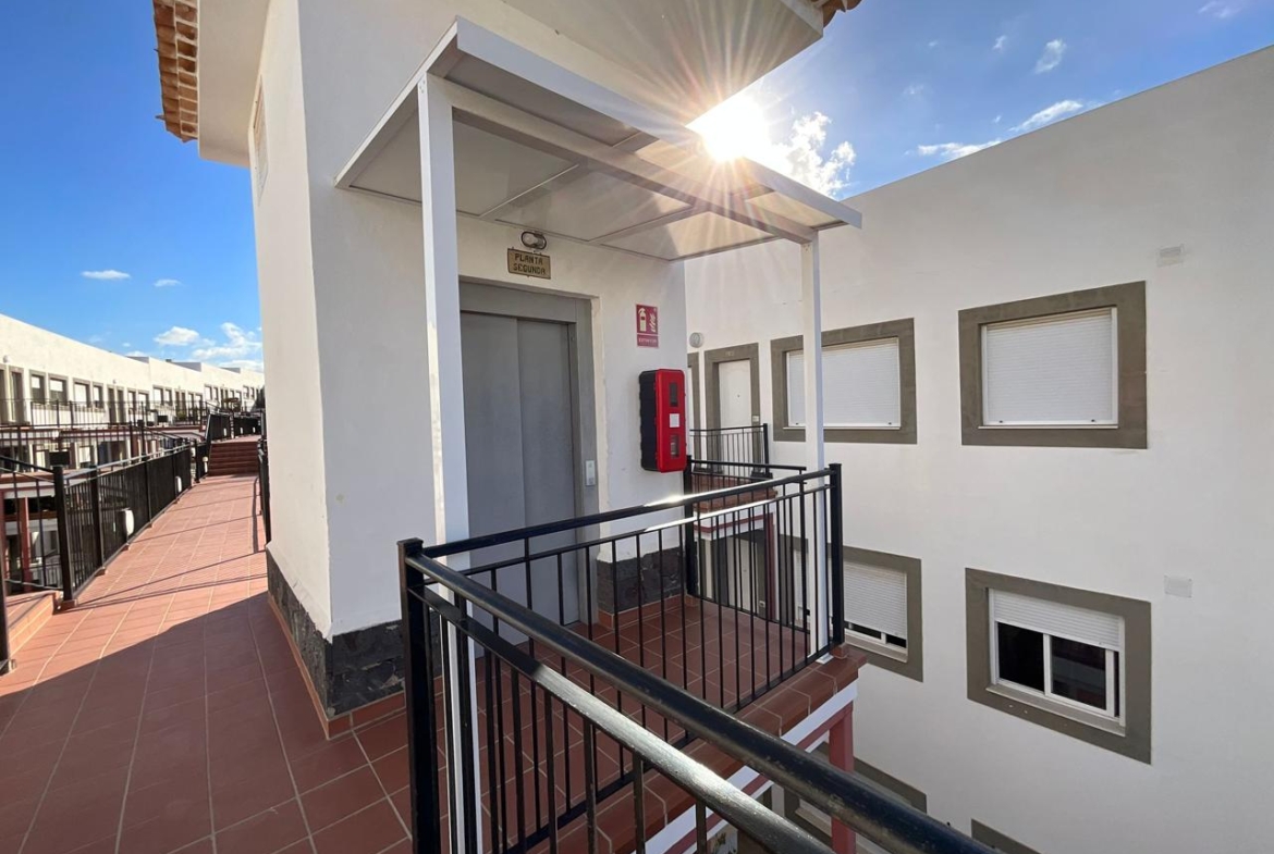 Piso en venta en El Monte O Guargacho de 98 m2