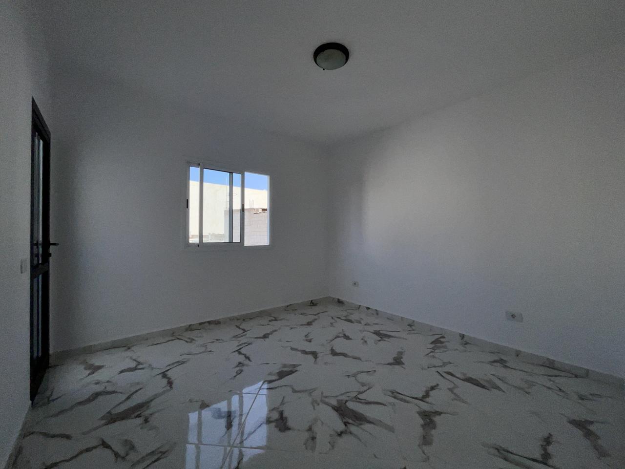 Piso en venta en Arona de 69 m2