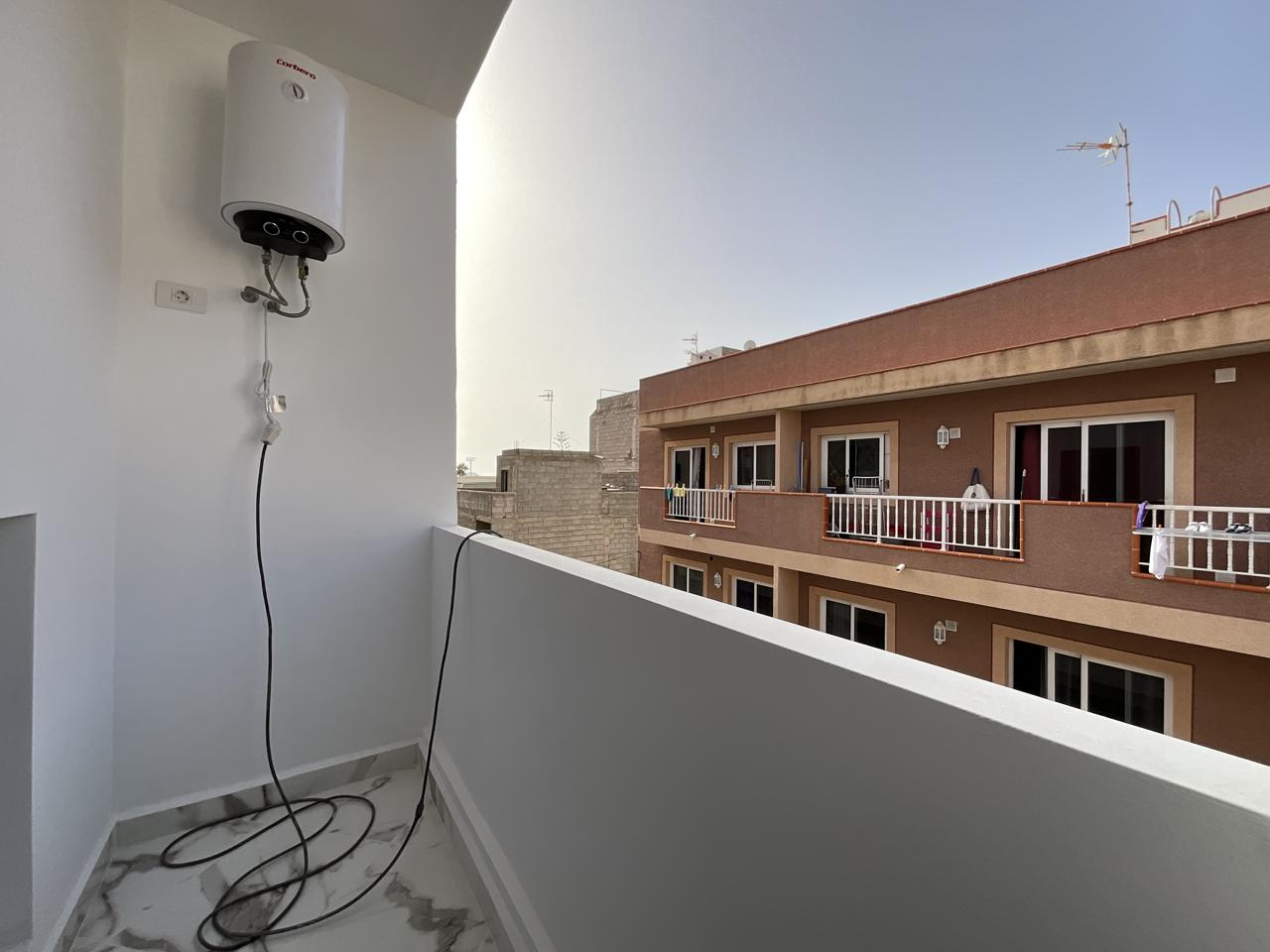 Piso en venta en Arona de 69 m2