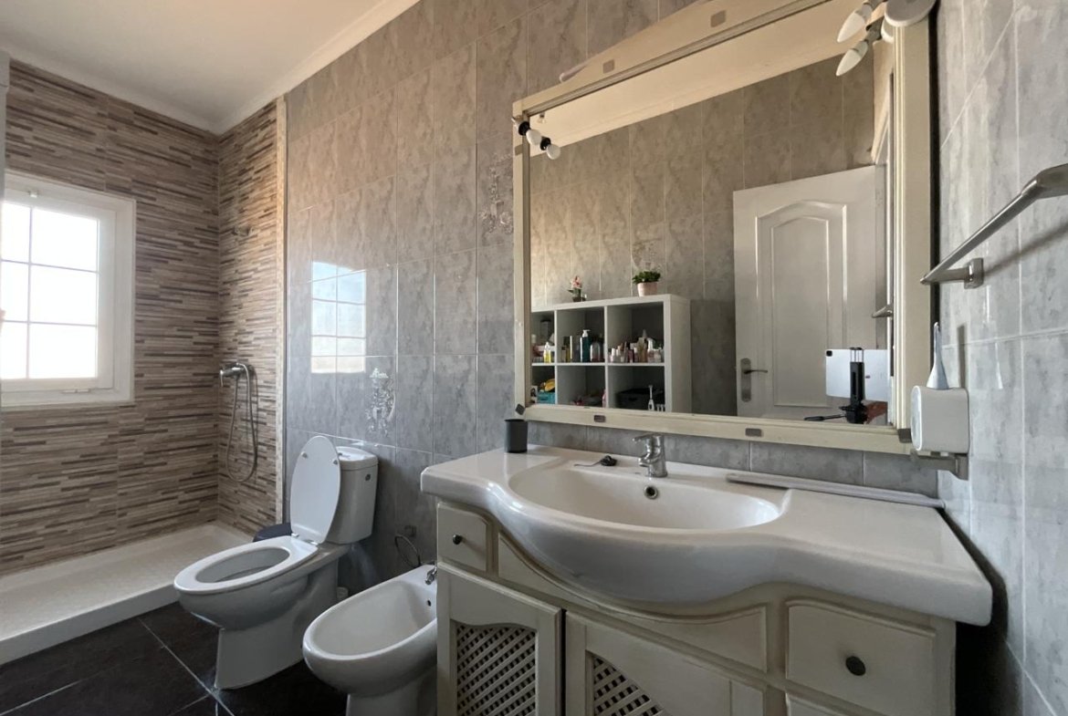 Casa Rústica en venta en Arona de 481 m2