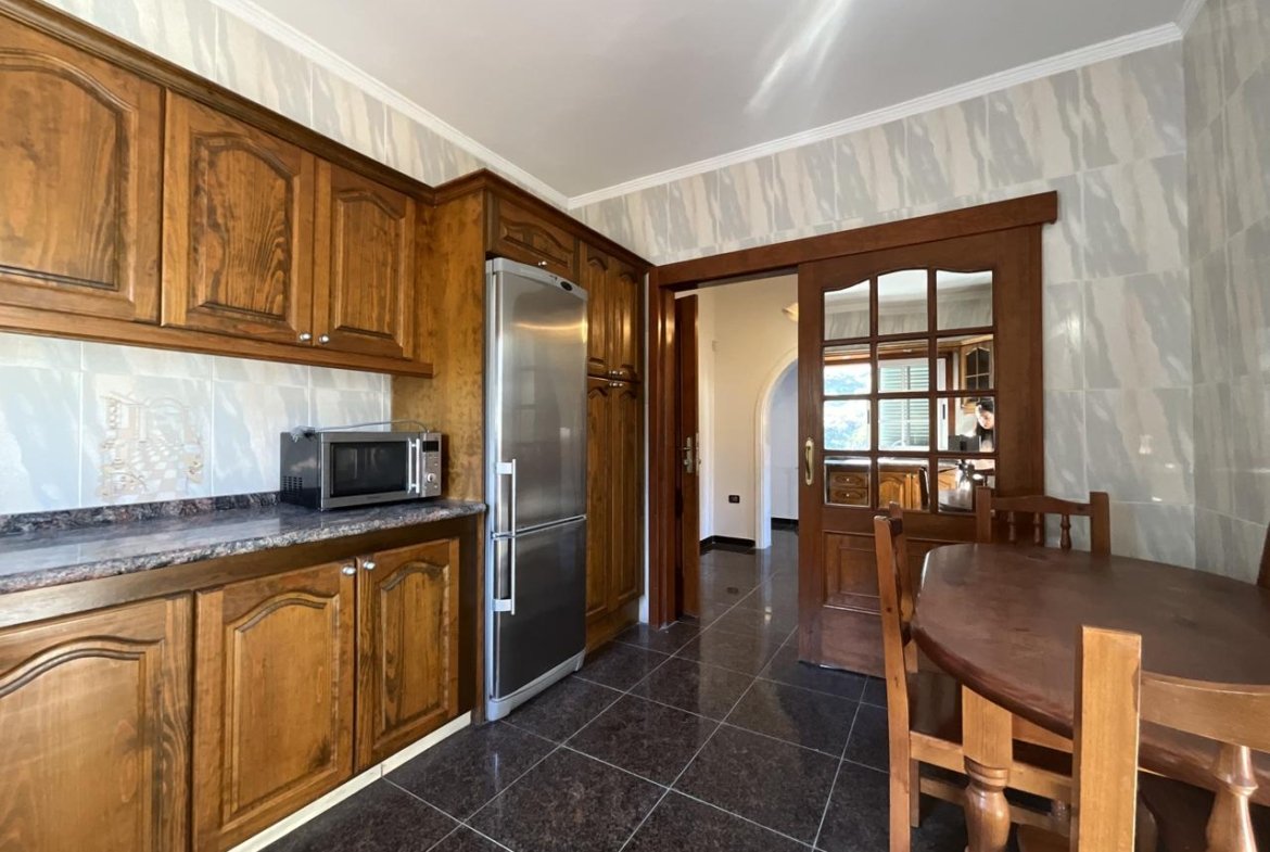 Casa Rústica en venta en Arona de 481 m2